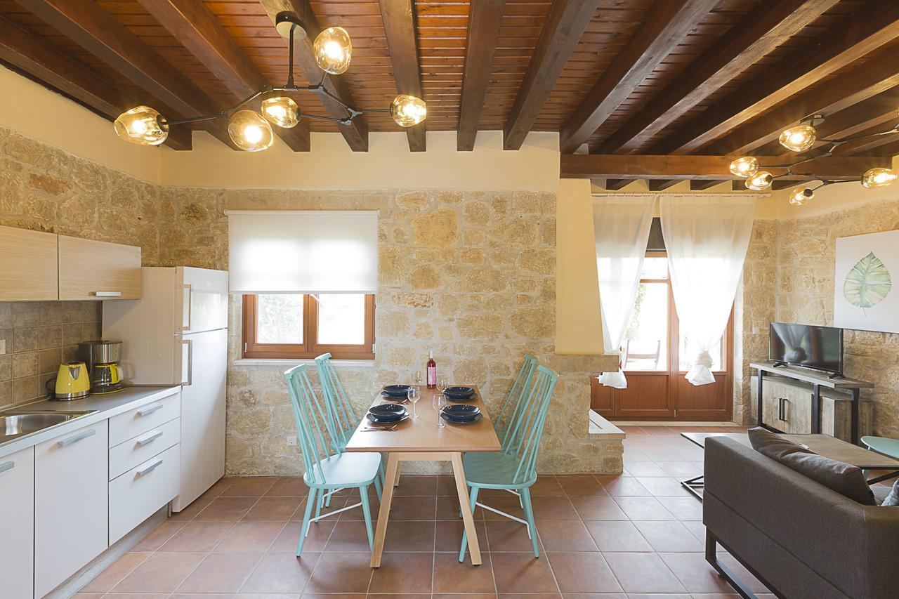 Rastoni Retreats #Feelslikehome Афитос Екстериор снимка